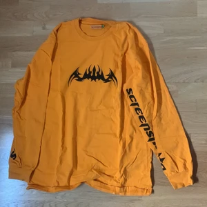 screenshot orange long sleeve - bought from carlings but never really worn