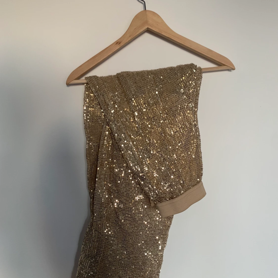 Glittriga byxor - 90