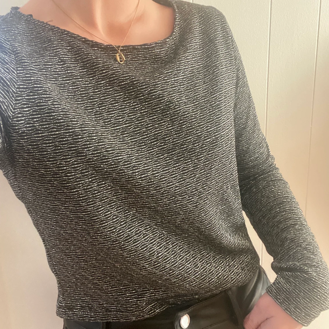 Glittrig tröja - 90