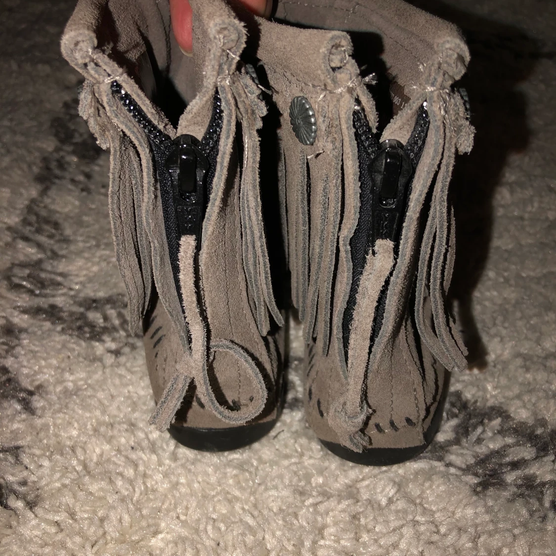 Minnetonka grå strl:36  - 91