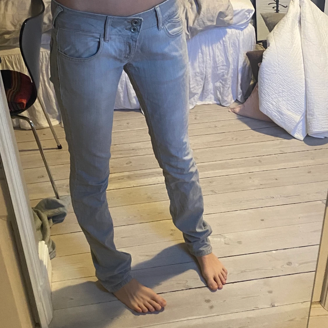 Lowwaist jeans från Denim rules by TRA - 90
