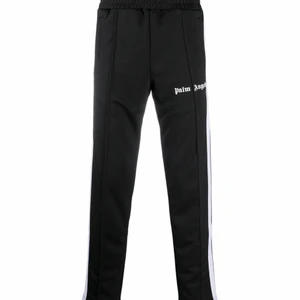 Palm angels tracksuit SÖKES! - Åker Skåne - Stockholm imorn och hade behövt få tag i ett nytt set i storlek M. Funkar med bara byxor också.