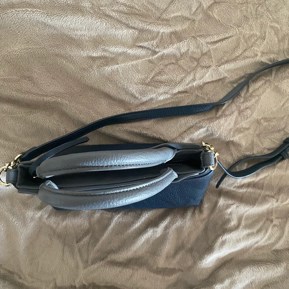 Tommy Hilfiger väska - 91