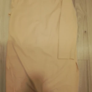 Kavaj  - Kavaj aldrig använd i storlek 36 färg aprikos 