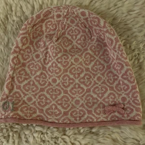 mössa oanvänd  - one size