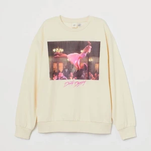 dirty dancing tröja - beige crewneck sweater från hm med dirty dancing print i fram. behöver strykas lol storlek xs