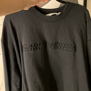 Sweatshirt carin wester - Sweatshirt från carin wester med lite vintagestuk