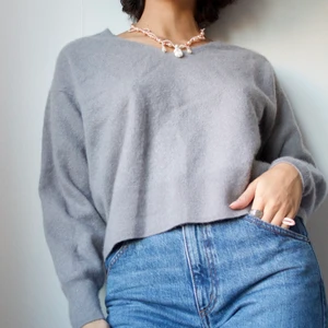 Kashmir tröja  - • SUPER SOFT GREY KNITTED CASHMERE SWEATER  • SIZE - M / EU38 (FITS XS-S too) • BRAND - H&M