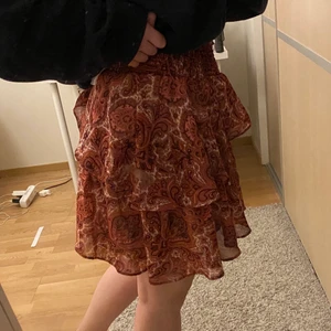 Volang kjol - Frakt tillkommer ❤️