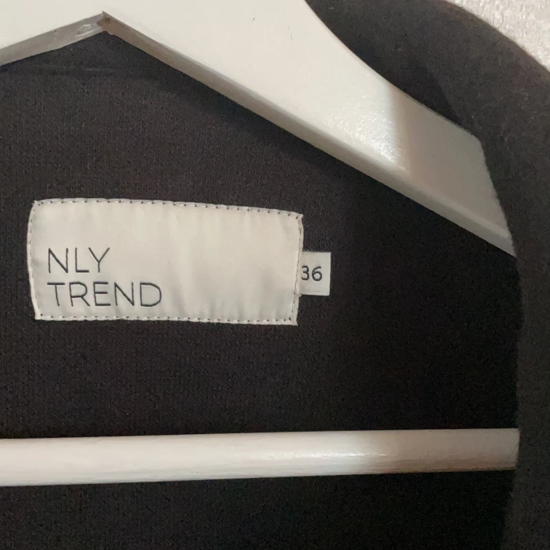 Jacka med bälte i midjan  - 90