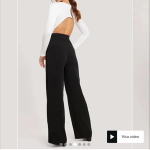 Svarta byxor strlk 36 - Helt oöppnade 