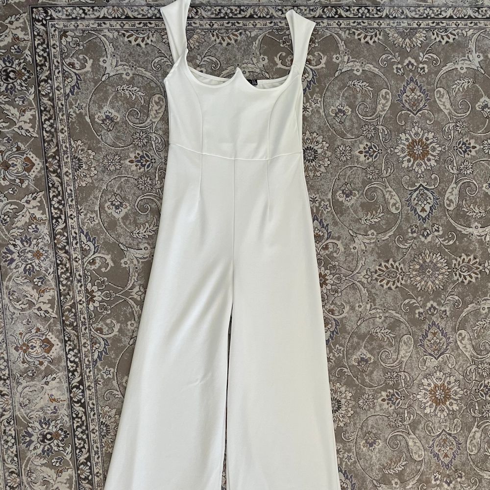 Vit jumpsuit Jeans & Byxor Plick Second Hand