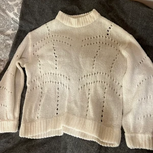 Tjock tröja  - Tjock tröja i storlek m, 100 kr plus frakt