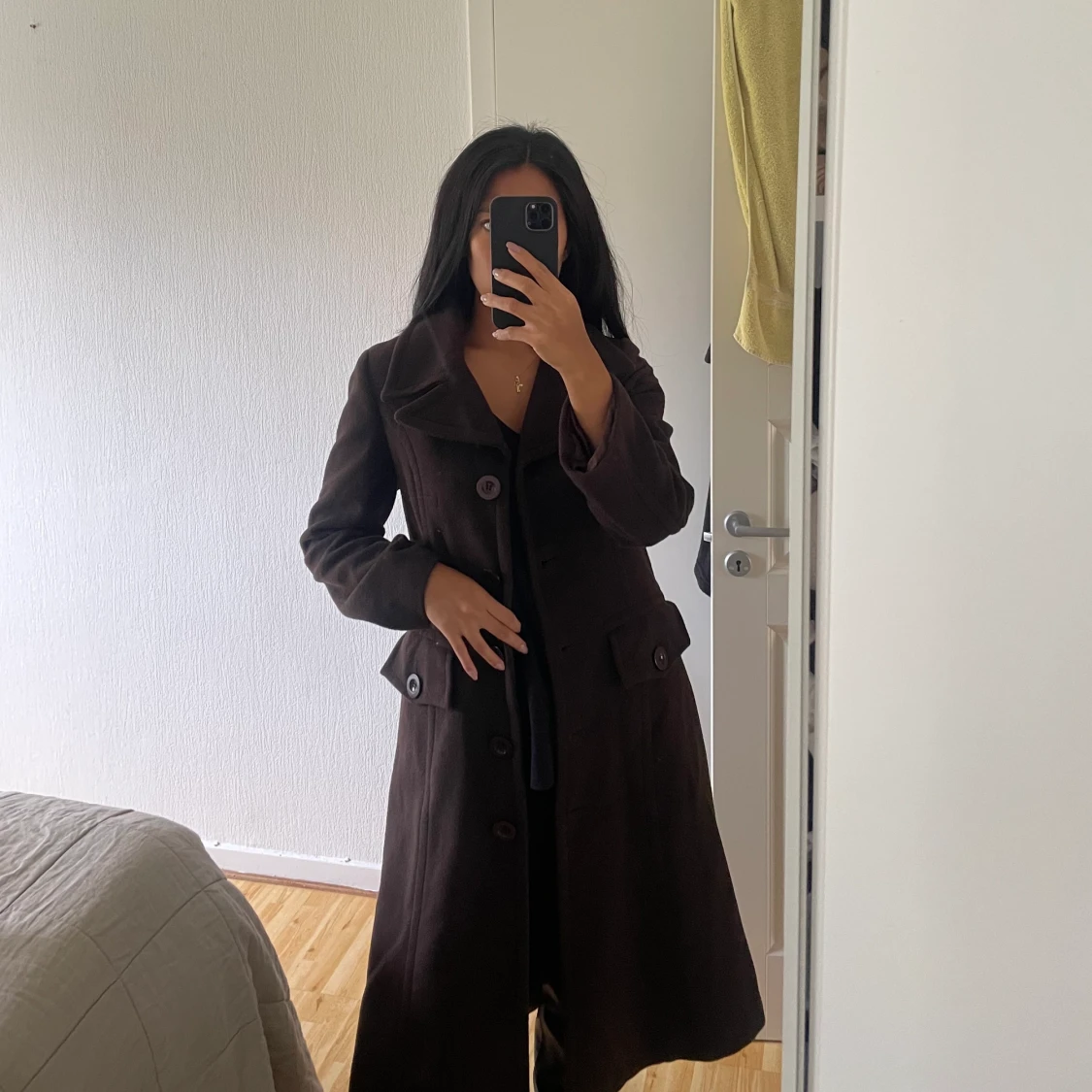 Brun kappa med stora fickor  - 91