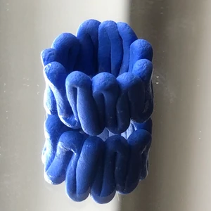 Mörkblå ring - Mörkblå ring <3 För 8kr + frakt