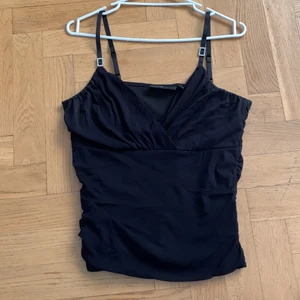 Top - En svart Kappahl top