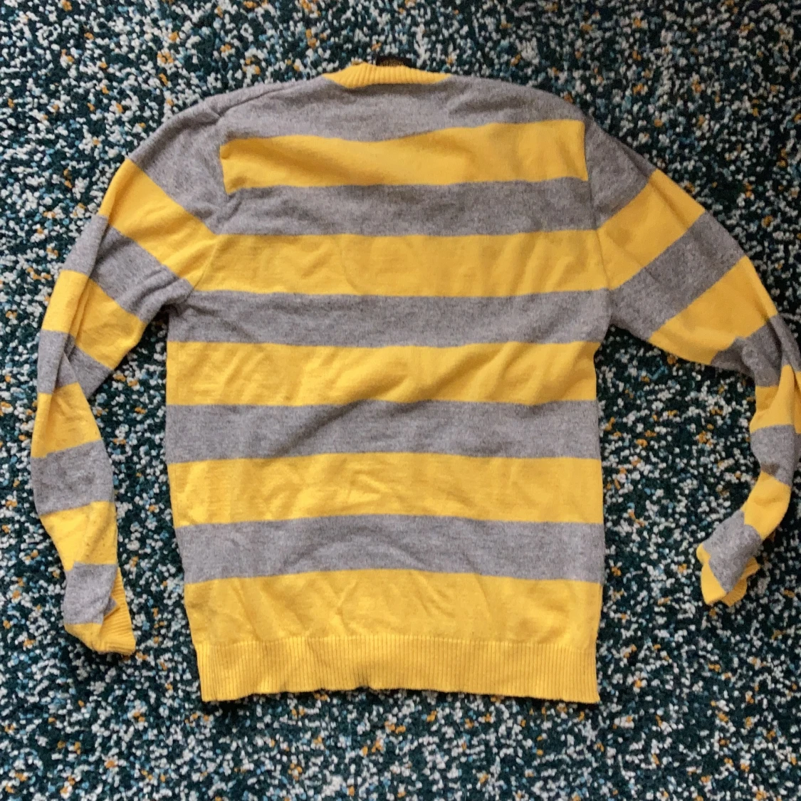 Revolution tjocktröja  - 90