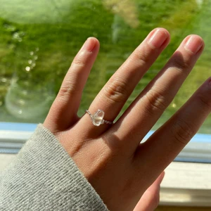 Kristall ring - Jätte fin genomskinlig kristall ring 