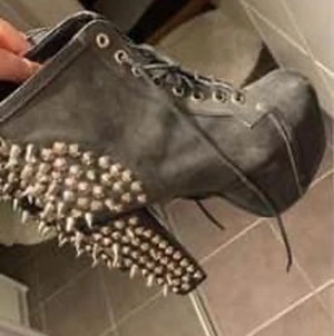 Jeffrey campbell - Storlek 38, använda 1 gång för fotografering 