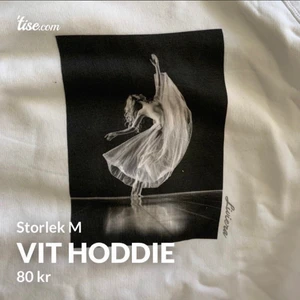 Vit hoddie  - Vit hoddie från Liviera UF som alltså inte går att få tag på någon annanstans. 