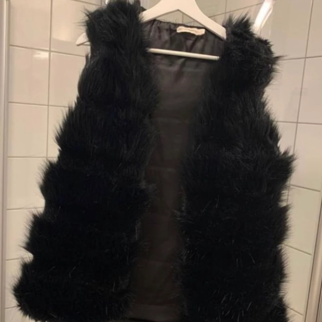 Fejk pälsväst  - 91
