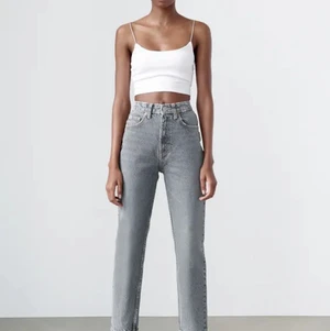 Gråa zara jeans - Alldrig använda, säljer pga att dem ej passade 
