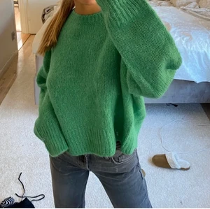 Grön tröja  - Jättefin tröja i alpaca blend💚 Köpare står för frakt!!!