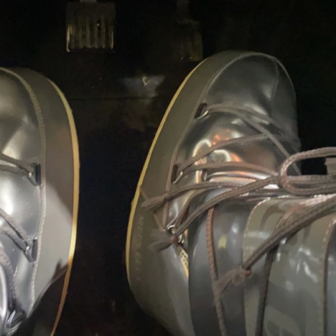 Silvriga / blanka Moonboots - 90