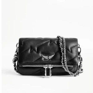 Zadig väska  - mini Zadig väska! använt 2 gånger och ser ut som ny! köpte runt 2000kr. Frakt 70kr, bud på 860🥰