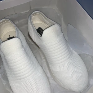 Skor, River Island - Helt nya och oanvända skor från River Island.  Priset kan diskuteras.