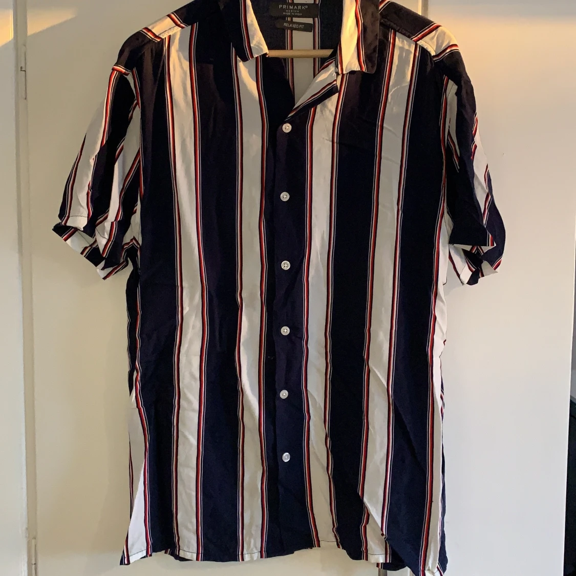 Randig kortärmad skjorta