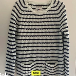 Randig tröja - Supergullig tröja från lexinton som inte kmr till användning🤩❤️