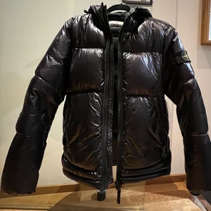 Stone island jacka  - Stone island pertex quantum y down i toppskick, storlek S