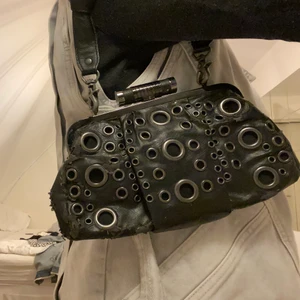 Vintage väska - Liten väska köpt på myrorna.