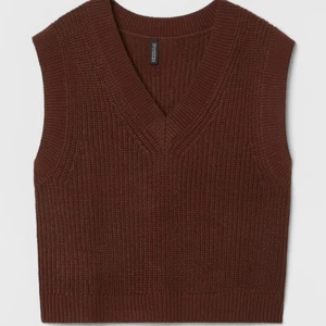 Stickad väst - En brun v-ringad slipover väst i ribbstickad kvalitet från H&M.