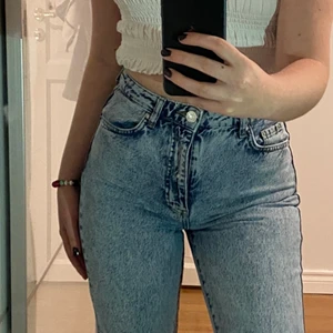 Jeans - Jätte fina jeans som är lite för små för mig! ❄️
