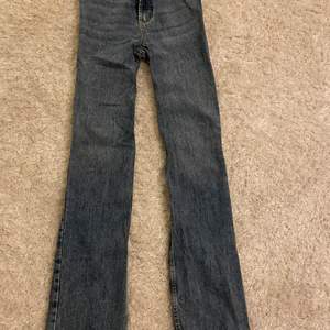 STR jeans, väldigt bra skick då jag inte använt dom mycket 