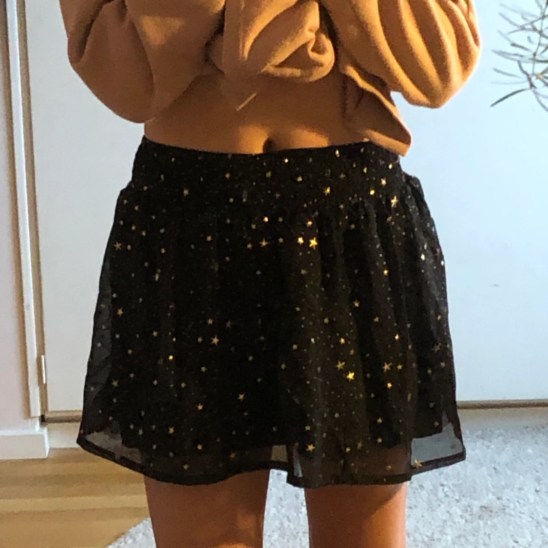 Lindex kjol, passar mig som har strl s - 90