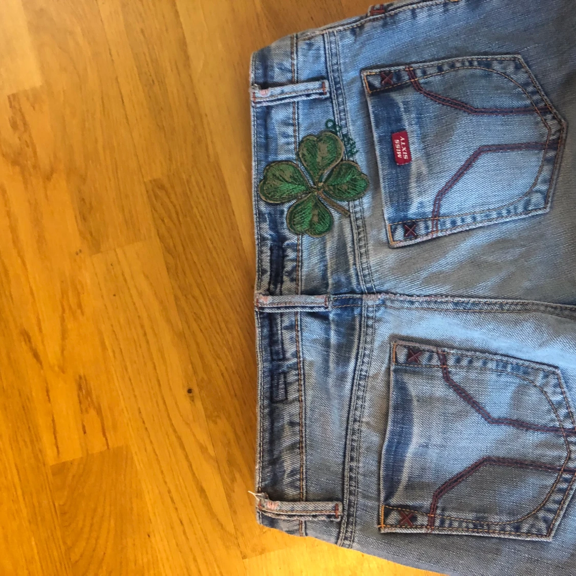 Lågmidjade bootcuts - 91