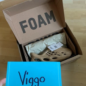Yeezy Foam rnnr - Deadstock storlek us9/eu 43