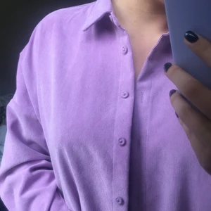 Zara skjorta/jacka - Säljer denna superfräscha zara jacka/skjorta. Helt oanvänd. Prislapp kvar!!