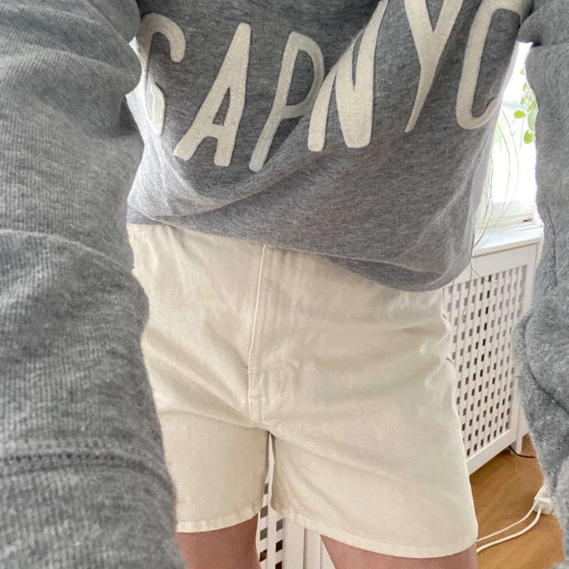 Grå sweatshirt 