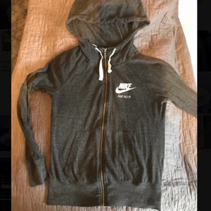 Nike tröja  - Superfin Nike tröja. Storlek XS i dam. 