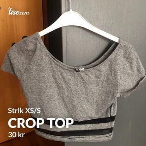 Crop top - Pris: 30kr + frakt 