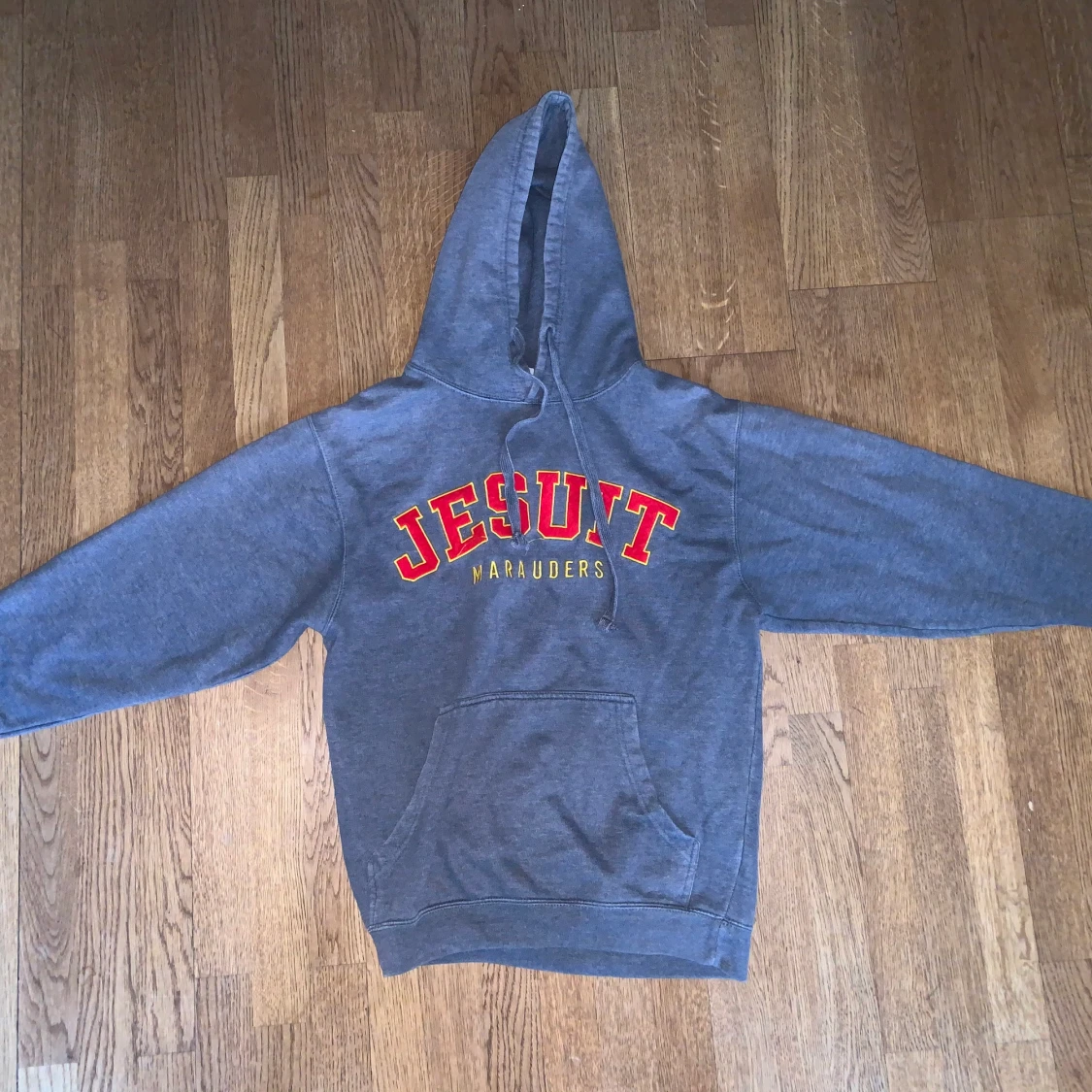 Vintage Hoodie Jesuit Marauders size S (College, University) - 90