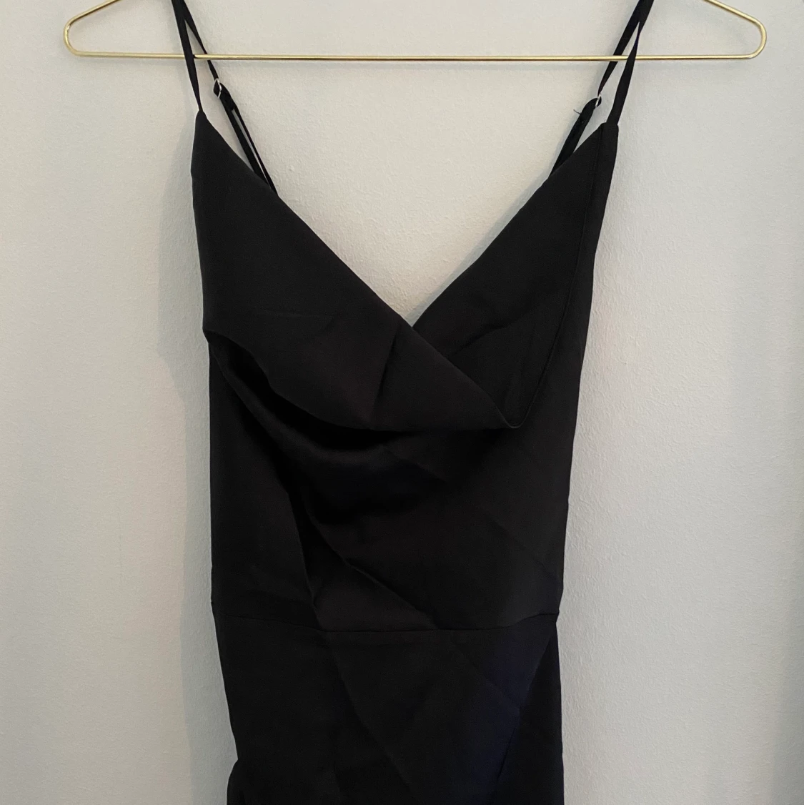 Klänning i satin  - 90