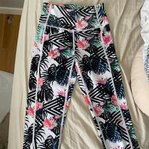 Träningstights - Träningstights från Soc strl 34