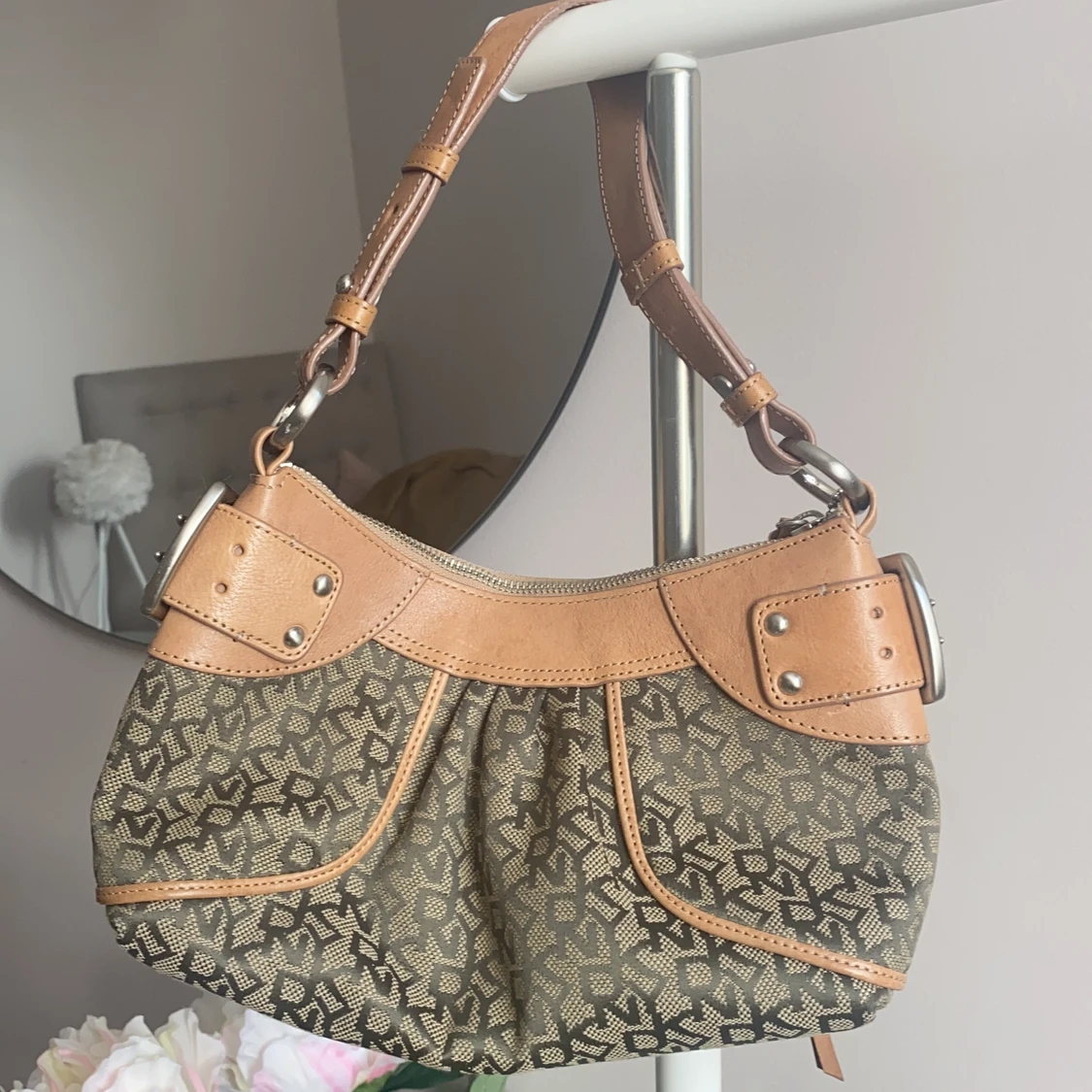 DKNY shoulder bag  - 90