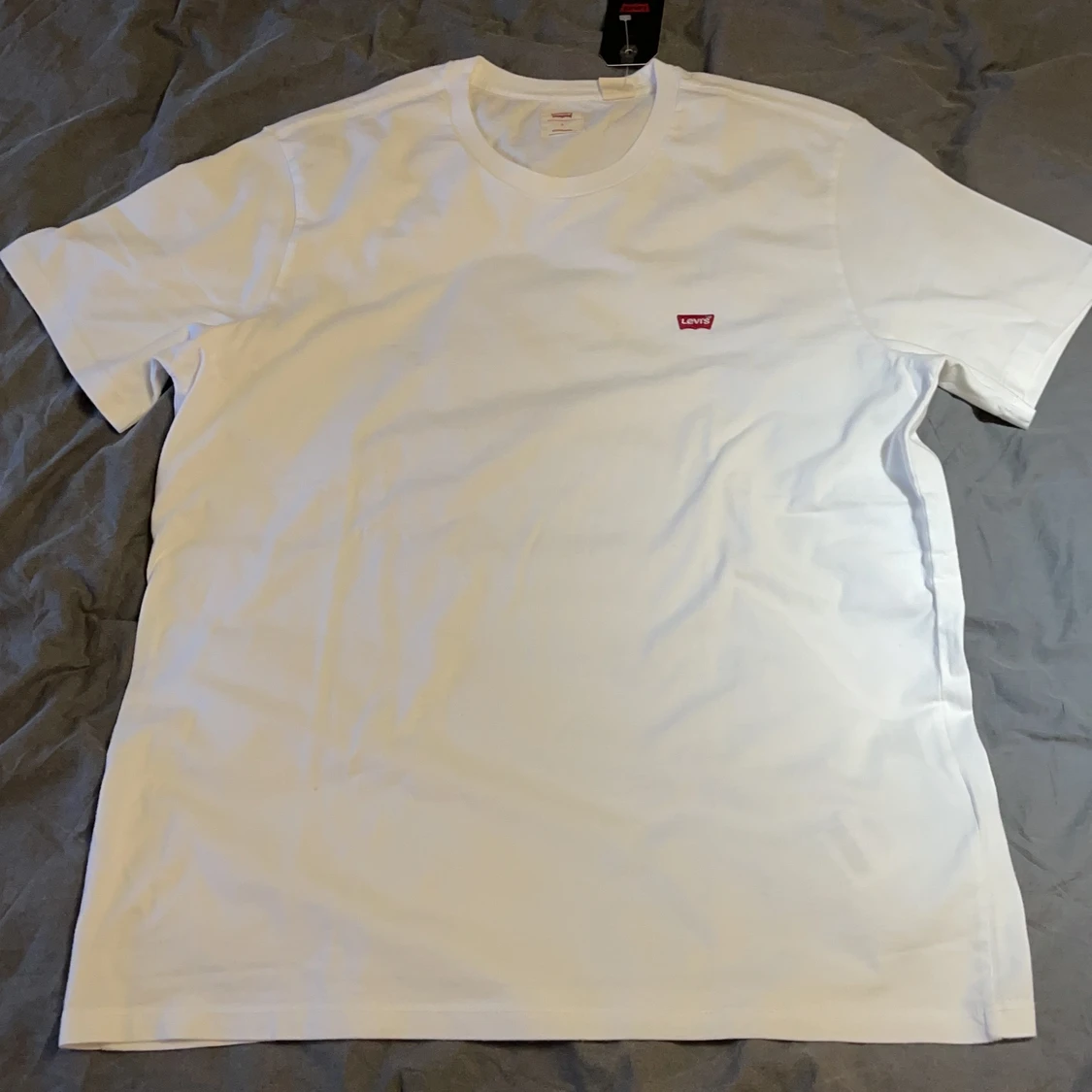 Vintage Levis t-shirt size large (strandard)