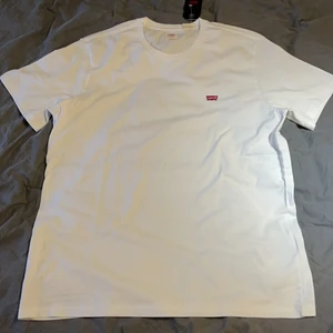 Vintage Levis t-shirt size large (strandard) - Inte använd